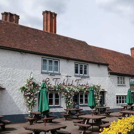 The Tickled Trout Hotel Maidstone Exterior photo