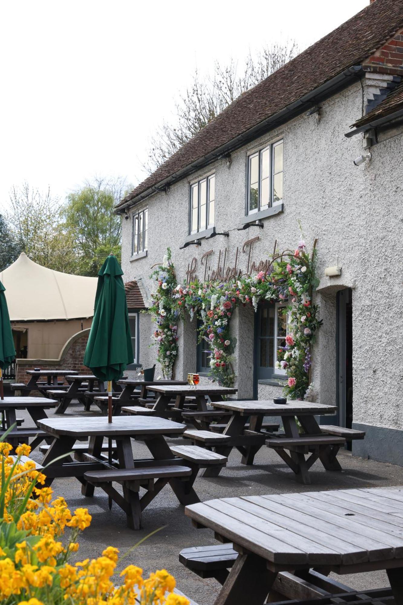 The Tickled Trout Hotel Maidstone Exterior photo